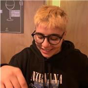 Cerchi un aiuto compiti per tuo figlio e riuscire a gestire meglio i tuoi impegni? Dimmi di cosa hai bisogno